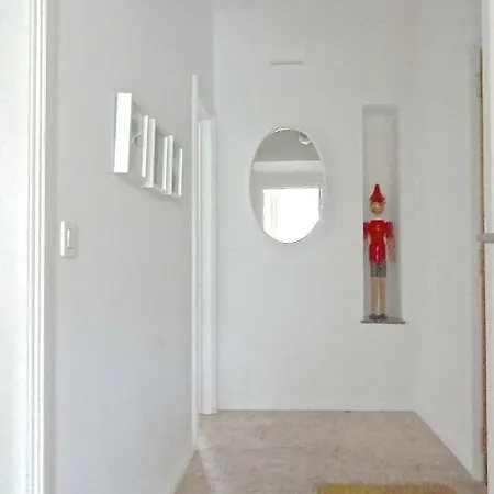 Mia's Flat Bed & Breakfast Brussels