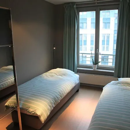 Apartment Spacious Design In