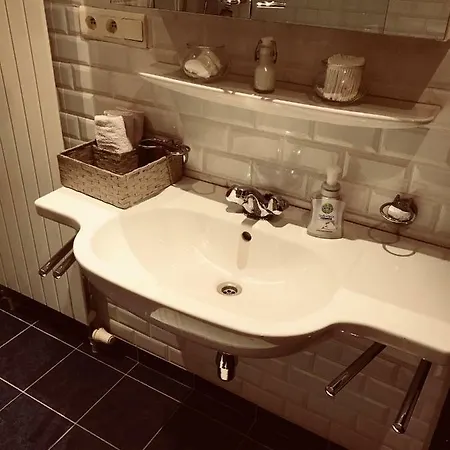 Chic Cocoon 3* Saint-Gilles