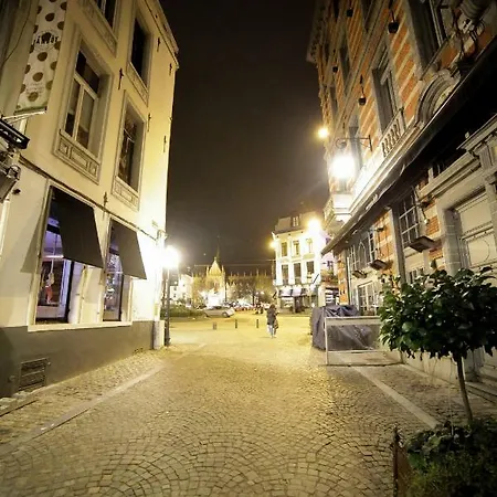 Maison Sablon 4 Chambres Гостевой дом *