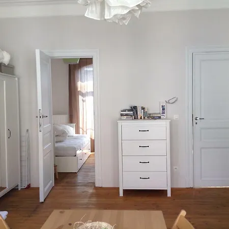 Art Nouveau Floral 布鲁塞尔