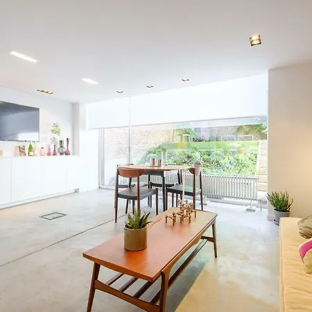 1bd With Garden Brugmann Area Apartament *