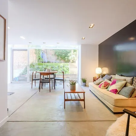 Apartament 1bd With Garden Brugmann Area *