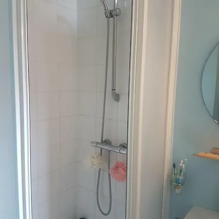 شقة 