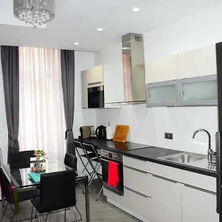 Apartment Centre