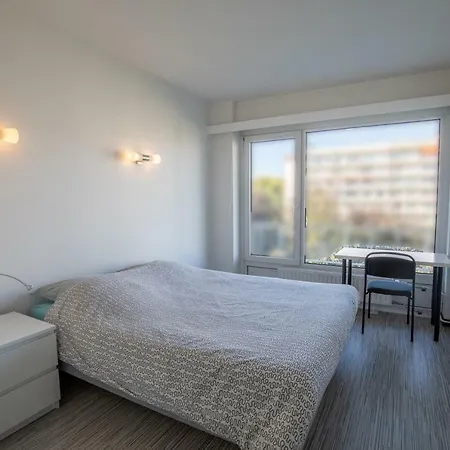 Woluwe Near Ucl-2 Bedrooms Max 4 Guests *