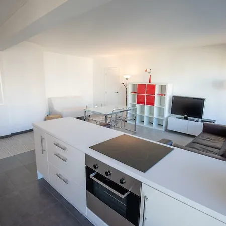 Woluwe Near Ucl-2 Bedrooms Max 4 Guests * Брюссель