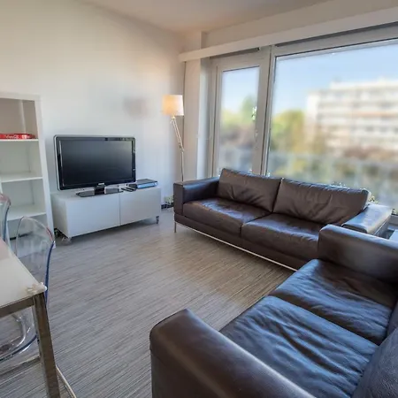 Woluwe Near Ucl-2 Bedrooms Max 4 Guests * Брюссель
