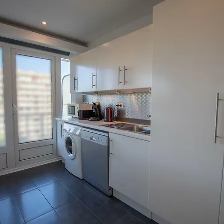 Woluwe Near Ucl-2 Bedrooms Max 4 Guests Брюссель