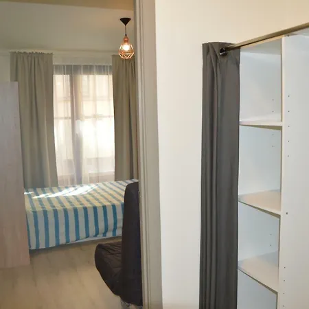 Studio Tour & Taxis 5 Apartment