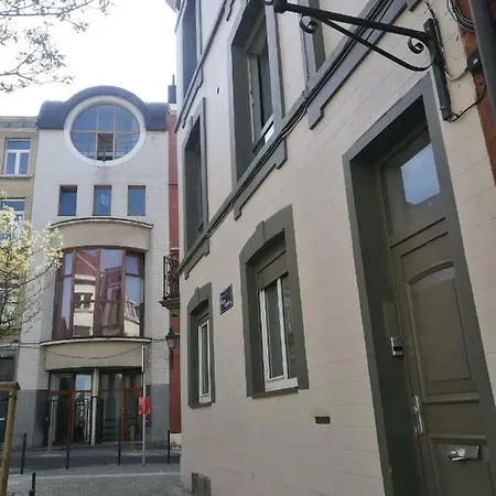 Cosy Barriere/parvis St Gilles *