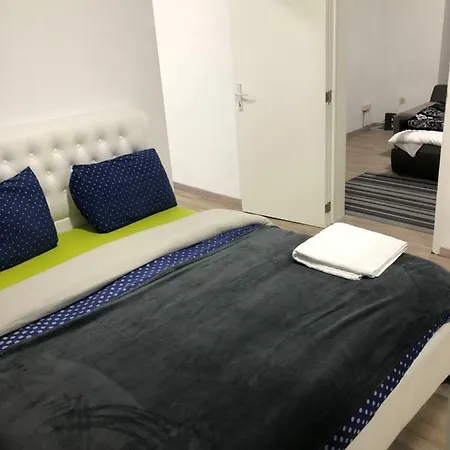 Ixelles Апартаменты