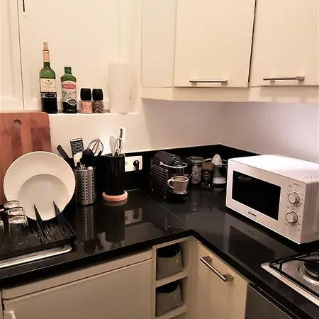 Cosy Studio Louise-chatelain Appartement