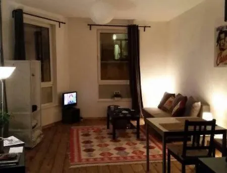 Apartment Cosy Barriere/parvis St Gilles