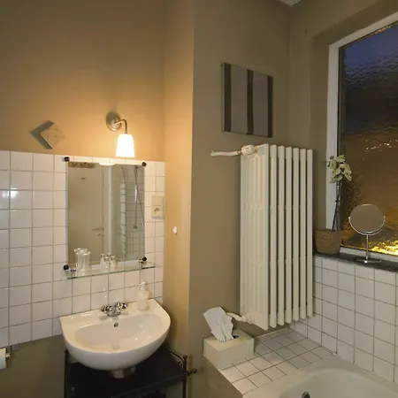 Bed and Breakfast Brussels@heart 3*
