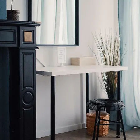 Bed & Breakfast Center *