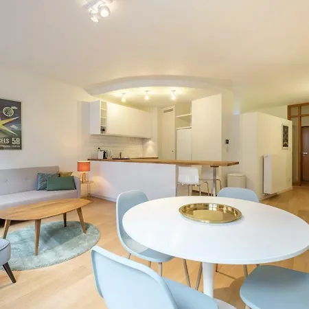 Functional Housings 2 Steps From Grand Place Apartamento