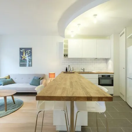 Апартаменты Functional Housings 2 Steps From Grand Place Брюссель