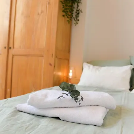 Charming Parisian Studio In The Heart Of *