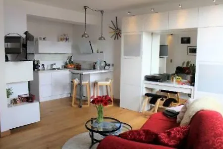 93 Rue Archimede