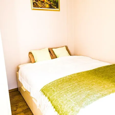 Universal Solution - Sam Appartement *
