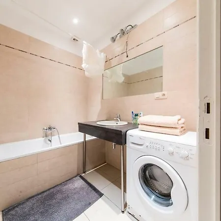 Central Flat Apartman