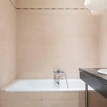 Central Flat Apartment *