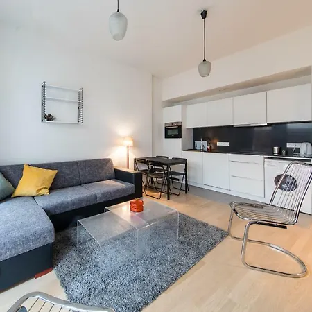 A Flat In The Heart Of * Bruxelles