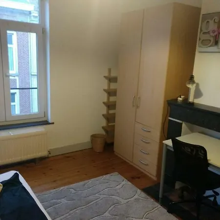 Nice Studio Flat In Etterbeek * Bruxelles