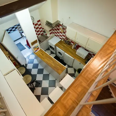 Ines Pires Bohemian Apartman