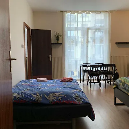 Corner Apartment *