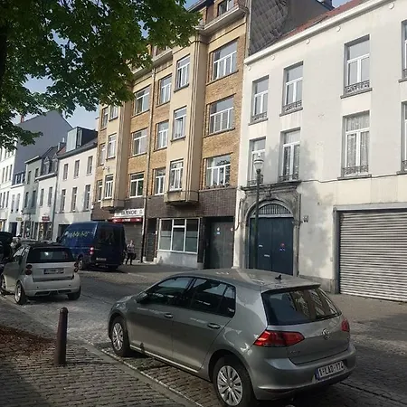 Cosy Appartments2 *