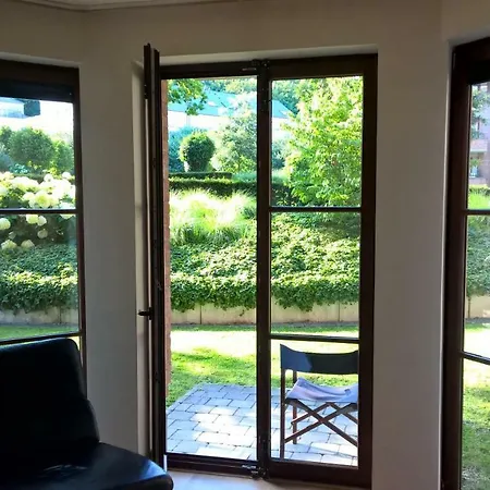 Luxury Studio In Queen's Park Residences Apartman Brüsszel