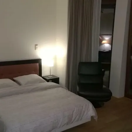 Luxury Studio In Queen's Park Residences Apartamento *