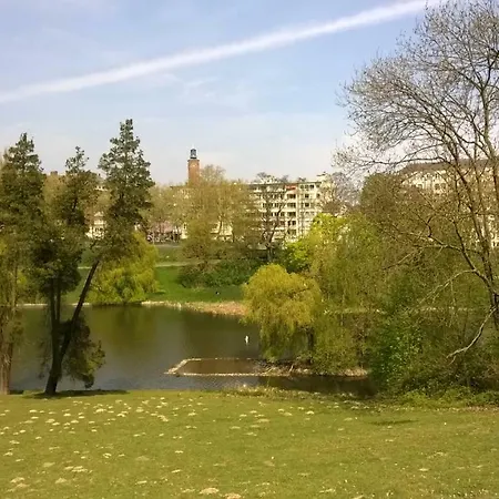 Luxury Studio In Queen's Park Residences Brüsszel
