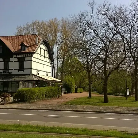 Luxury Studio In Queen's Park Residences Apartman Brüsszel