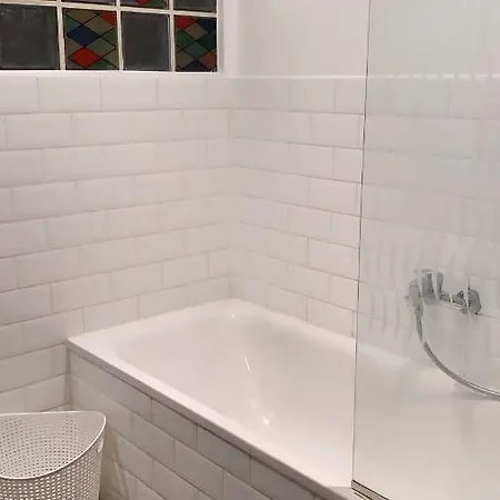 Triplex Magnifique Avec 3 Chambres Et Terrasse *