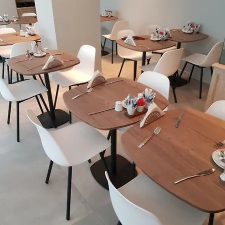 ベストウエスタン ロイヤル センター 3*