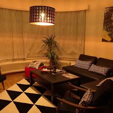 Apartment Cozy Apart 1 Minute From Metro Station