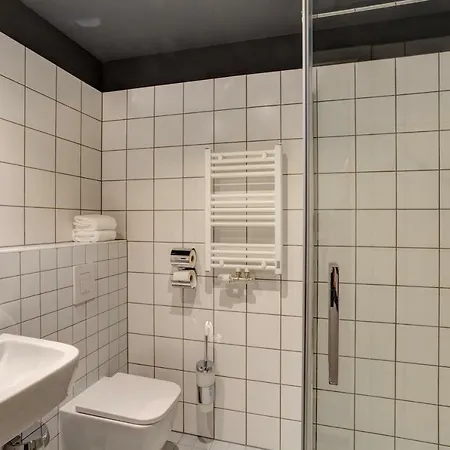 Hotel Meininger Gare Du Midi Bruxelas
