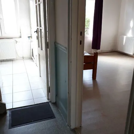City - Closely Metro Staton - Weekly Discount Appartement *