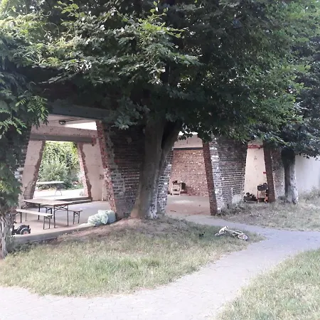 Spacieux Et Lumineux Appartement-loft Dans Un Cadre Verdoyant Et Sympathique * Brüsszel