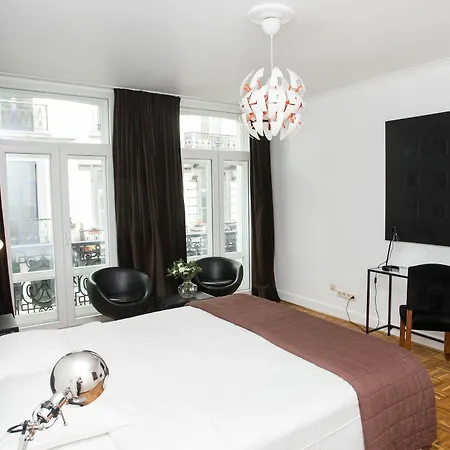 Gasthuis La Casa Bxl 3*