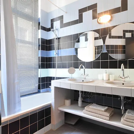 Be&be Sablon 12 Apartment