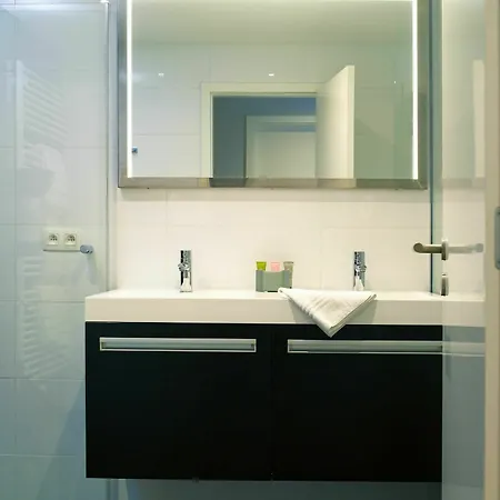 Thon Florence Apartahotel 4*