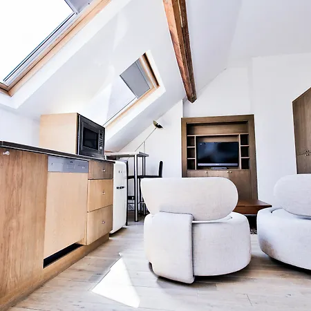Royal Botanique Apartman *