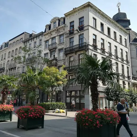 Cozy Apart 1 Minute From Metro Station
