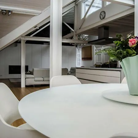 Ultra Luxurious Loft 220m2 Centre With Jacuzzi * Brüssel