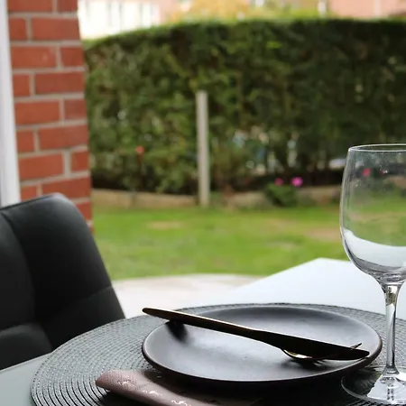 Apartman Cosy With Garden *