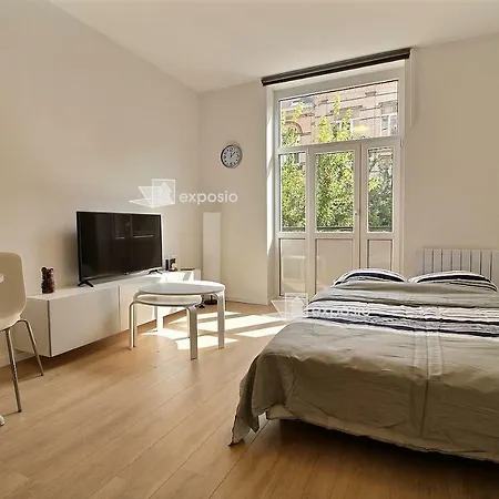 Nice Studio Nato/eu * Βρυξέλλες
